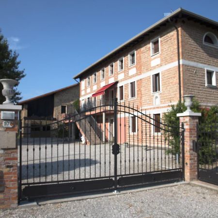 Chiaro Di Luna San Vito al Tagliamento Exterior foto